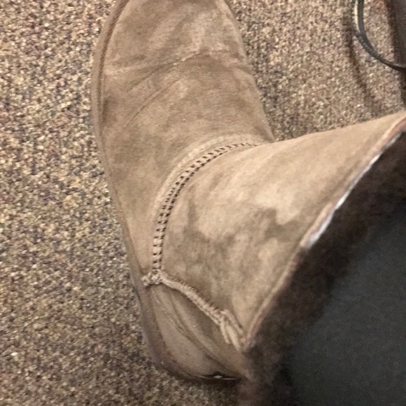 Boots - Picture 2 of 4